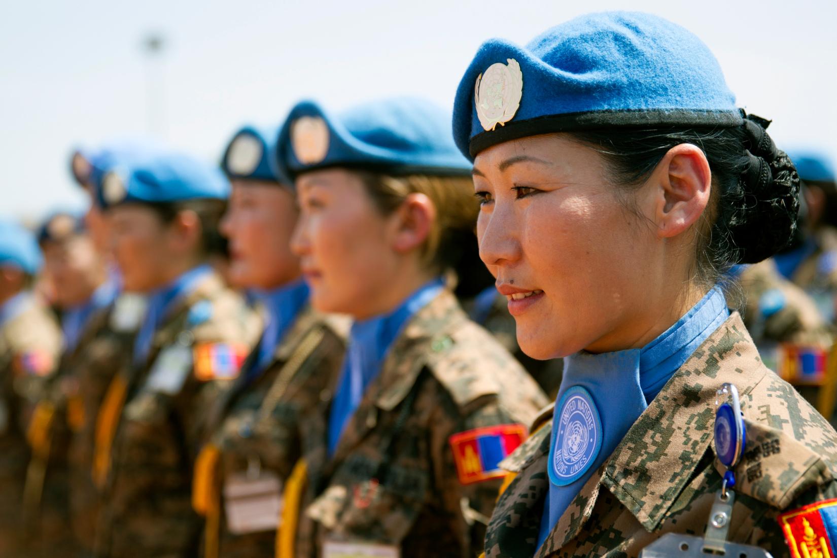 Mongolian female peacekeeper